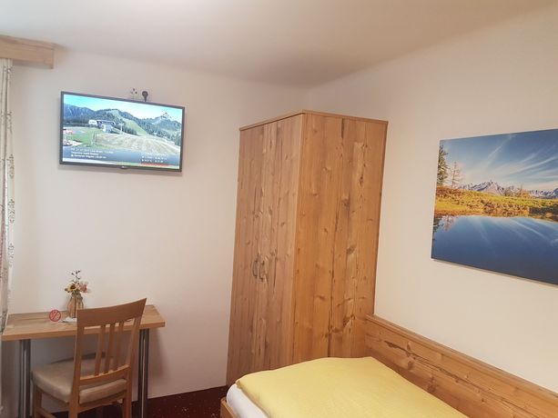 Imagen de la habitación del Hotel modernandrenovatedpension Oberauer Wagrain. Foto 8