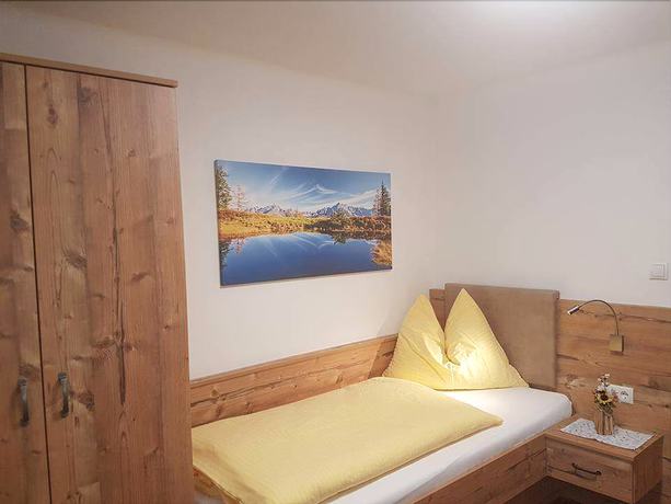 Imagen de la habitación del Hotel modernandrenovatedpension Oberauer Wagrain. Foto 10