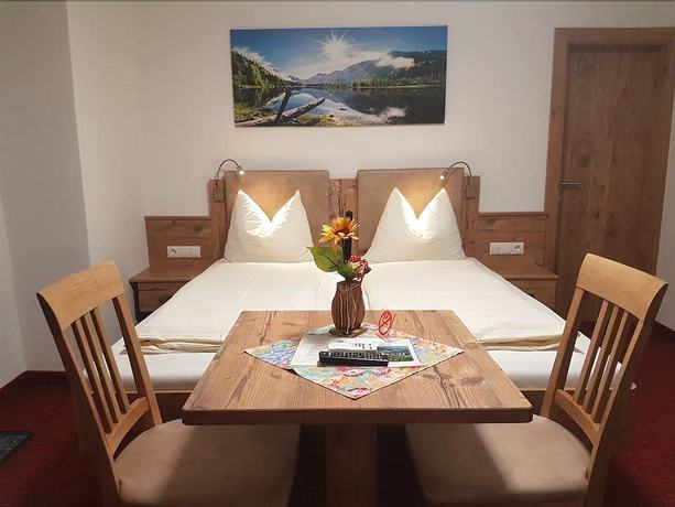 Imagen de la habitación del Hotel modernandrenovatedpension Oberauer Wagrain. Foto 14