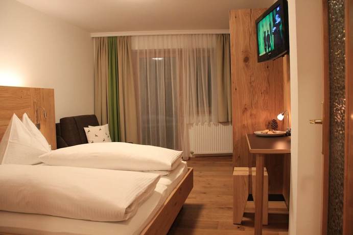 Imagen de la habitación del Hotel moser-HOCHK&Ouml;NIG Genuss Wirtshaus. Foto 9