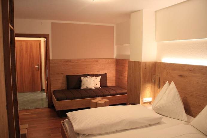 Imagen de la habitación del Hotel moser-HOCHK&Ouml;NIG Genuss Wirtshaus. Foto 11