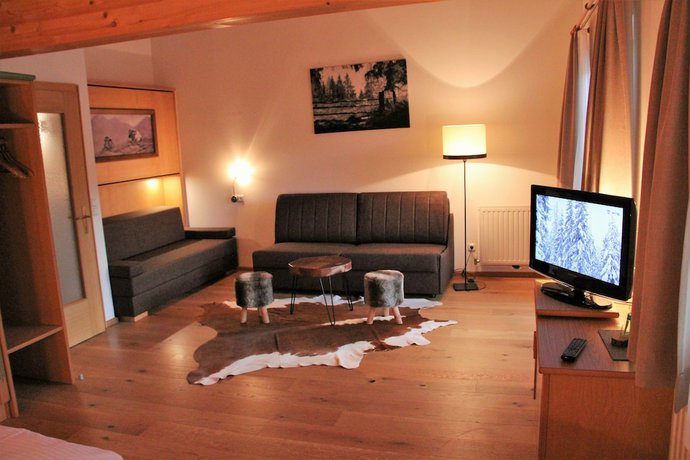 Imagen de la habitación del Hotel moser-HOCHK&Ouml;NIG Genuss Wirtshaus. Foto 15