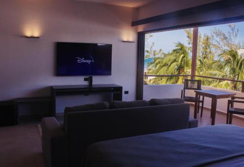 Imagen general del Hotel my blue hotel. Foto 7