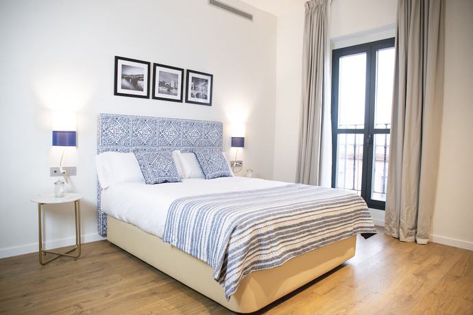 Imagen de la habitación del Hotel nQn Aparts and Suites Sevilla. Foto 1
