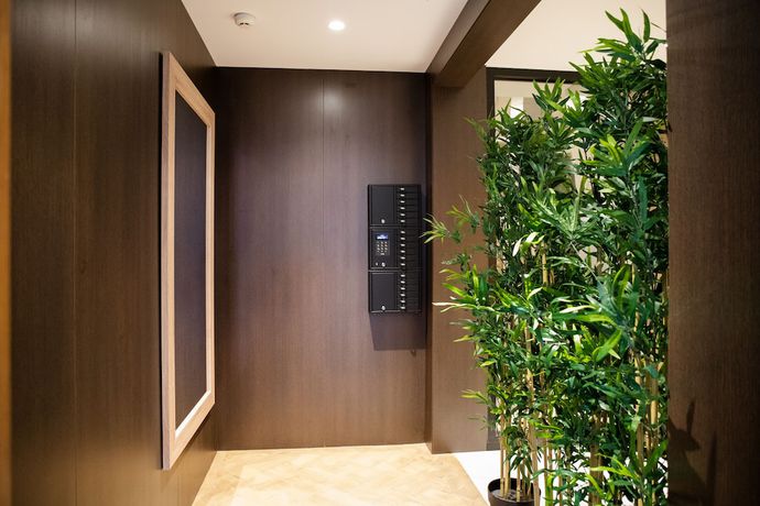 Imagen de los interiores del Hotel nQn Aparts and Suites Sevilla. Foto 19