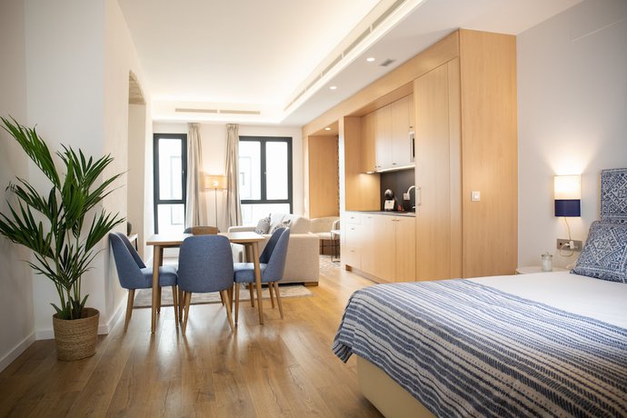 Imagen de la habitación del Hotel nQn Aparts and Suites Sevilla. Foto 4