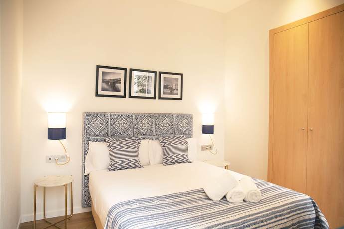 Imagen de la habitación del Hotel nQn Aparts and Suites Sevilla. Foto 9