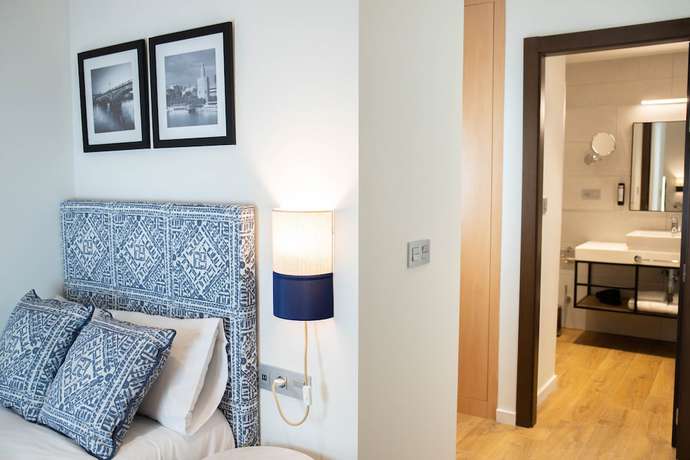 Imagen de la habitación del Hotel nQn Aparts and Suites Sevilla. Foto 12