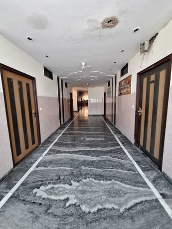 Imagen de los interiores del Hotel nancy paradise hotel. Foto 15