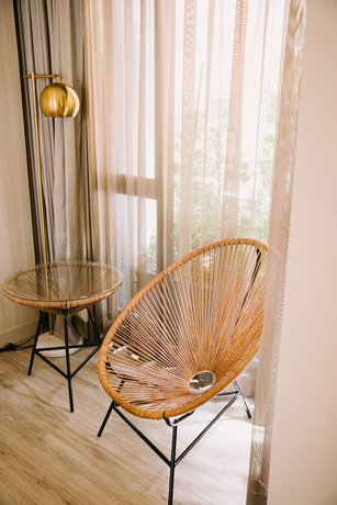 Imagen de la habitación del Hotel @nares. Foto 4