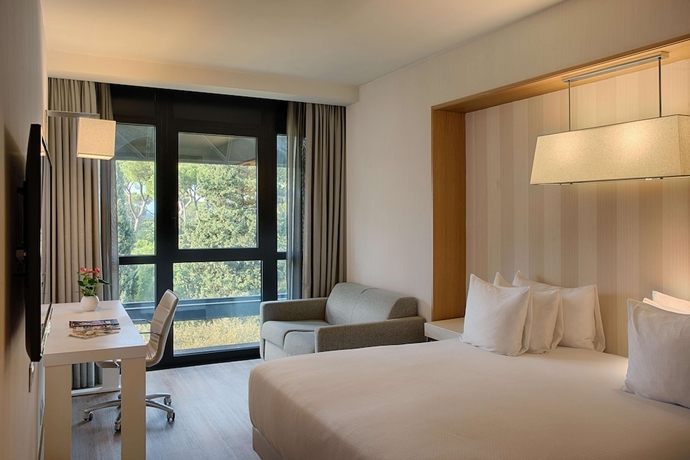 Imagen de la habitación del Hotel nhow Roma. Foto 3