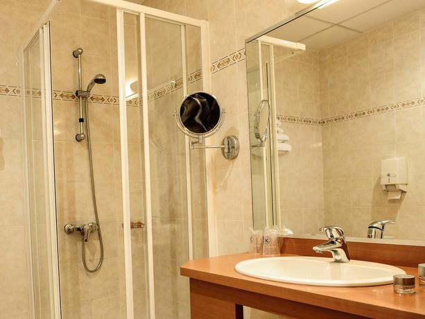 Imagen de la habitación del Hotel o Lyon Ainay. Foto 6