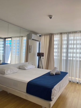 Imagen de la habitación del Hotel orbi city apartments. Foto 3