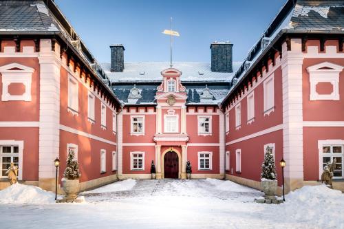 Imagen de los exteriores del Hotel pałac spiż. Foto 10