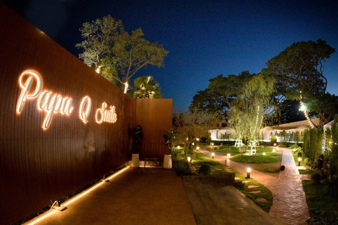 Imagen de los interiores del Hotel papa q suite resorts. Foto 16