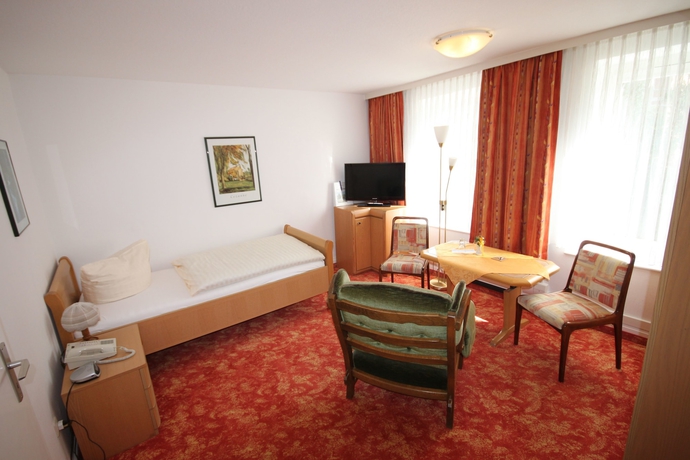 Imagen de la habitación del Hotel -pension Haus Steinmeyer. Foto 4