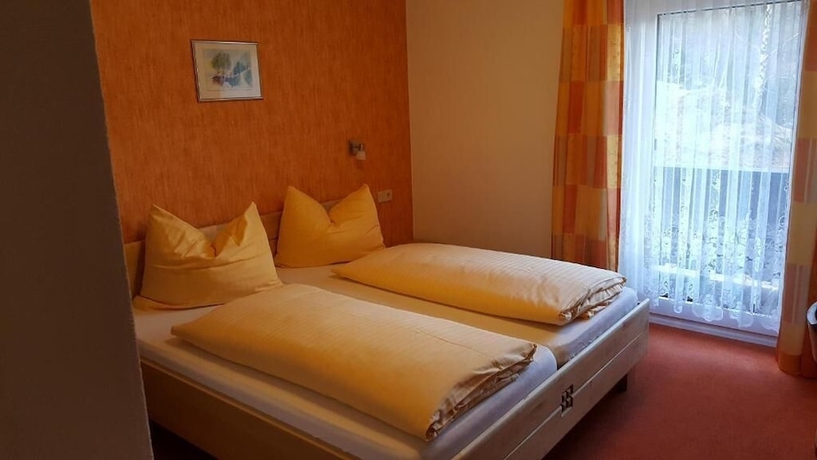Imagen de la habitación del Hotel -pension Oswald. Foto 9