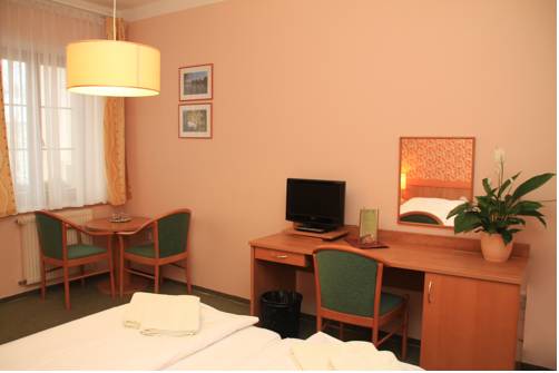 Imagen de la habitación del Hotel penzion a lazebna b&iacute;l&yacute; jednorožec. Foto 8