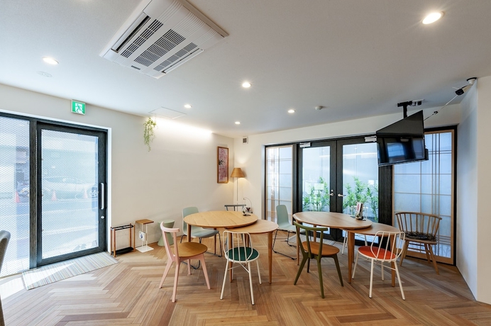 Imagen de los interiores del Hotel plat hostel keikyu haneda home. Foto 12