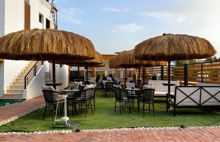 Imagen del bar/restaurante del Hotel porto view hurghada. Foto 4