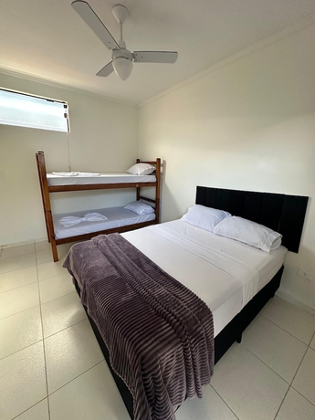 Imagen de la habitación del Hotel pousada ohana, Bertioga. Foto 2