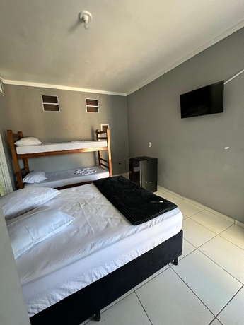 Imagen de la habitación del Hotel pousada ohana, Bertioga. Foto 6