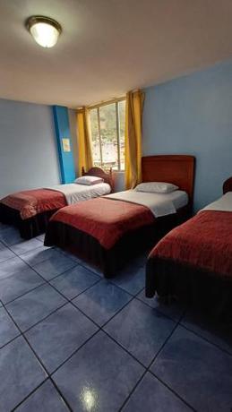 Imagen general del Hotel primavera 2. Foto 3