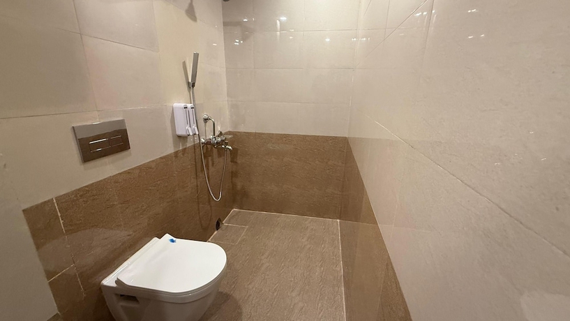 Imagen de la habitación del Hotel purple leaf. Foto 15