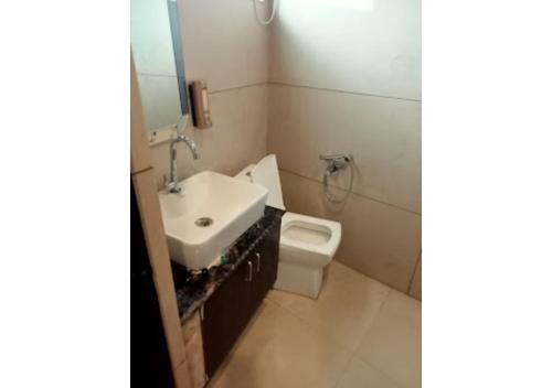 Imagen general del Hotel rajdarbar Uttar Pradesh. Foto 1