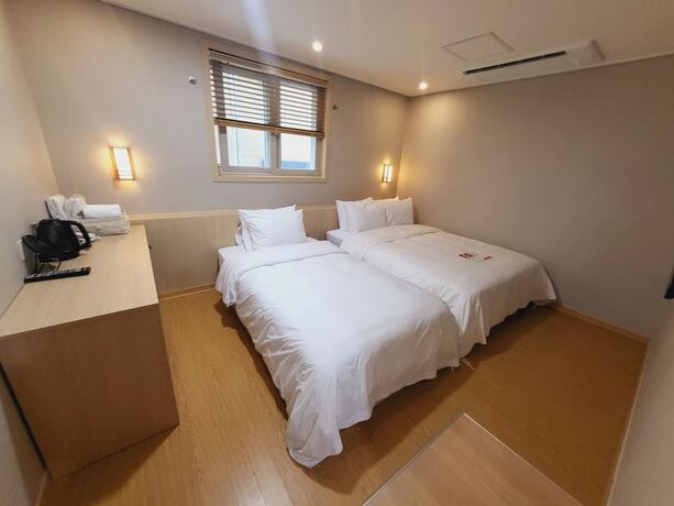 Imagen de la habitación del Hotel raza b. Foto 12