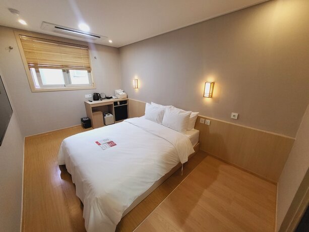 Imagen de la habitación del Hotel raza b. Foto 17