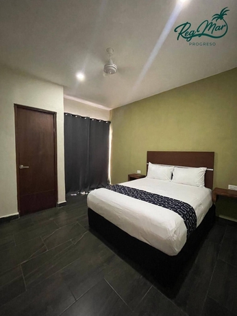 Imagen de la habitación del Hotel regmar. Foto 4