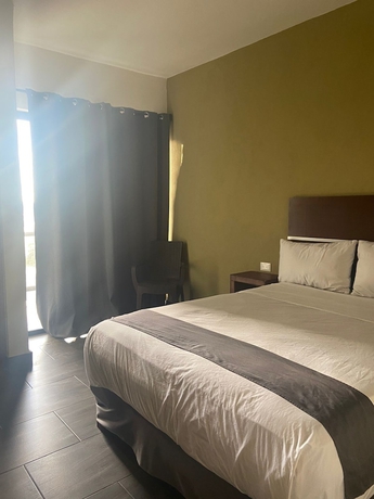 Imagen de la habitación del Hotel regmar. Foto 7