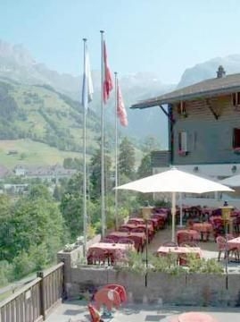 Imagen del bar/restaurante del Hotel -restaurant Bänklialp. Foto 4