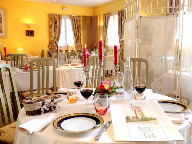 Imagen del bar/restaurante del Hotel -restaurant De La Tour. Foto 4