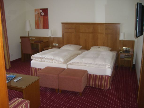 Imagen de los interiores del Hotel restaurant Kunz. Foto 13