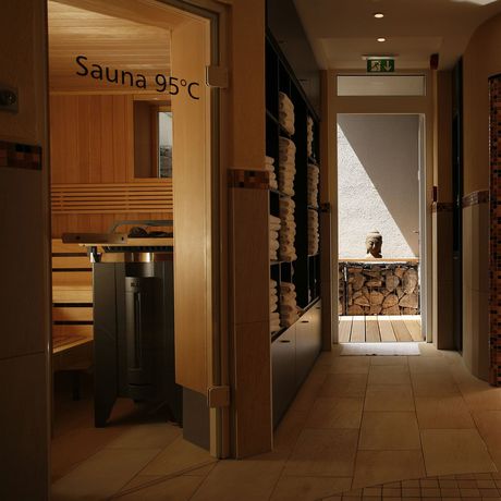 Imagen de los interiores del Hotel restaurant Kunz. Foto 14