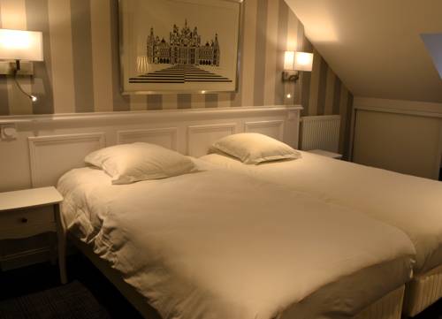 Imagen de la habitación del Hotel -restaurant Le Monarque. Foto 6