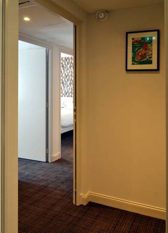 Imagen de la habitación del Hotel -restaurant Le Monarque. Foto 14