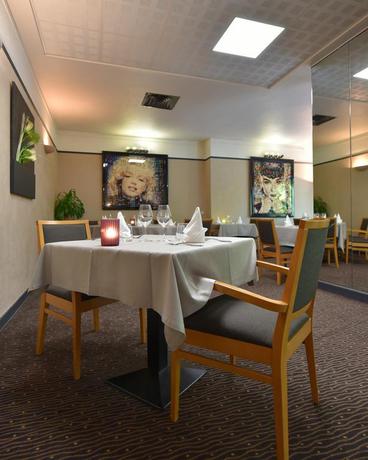 Imagen del bar/restaurante del Hotel -restaurant Les Oliviers. Foto 4