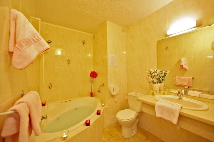 Imagen de la habitación del Hotel -restaurant Logis Le Tropicana. Foto 17