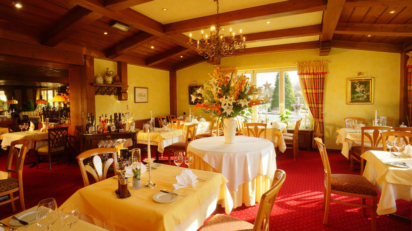 Imagen del bar/restaurante del Hotel -restaurant Rebstock. Foto 4