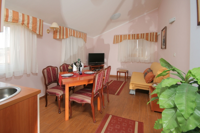 Imagen de la habitación del Hotel -restaurant Trogir. Foto 4