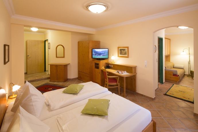 Imagen de la habitación del Hotel -restaurant Zum Schwarzen B&auml;ren. Foto 4