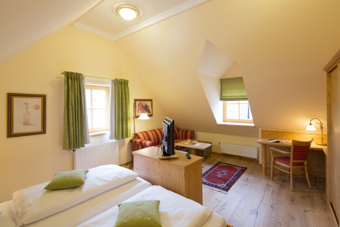 Imagen de la habitación del Hotel -restaurant Zum Schwarzen B&auml;ren. Foto 9