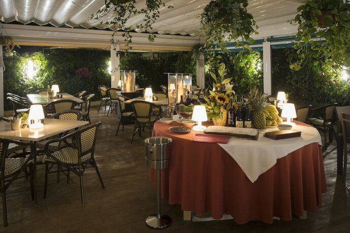 Imagen general del Hotel restaurante Roma. Foto 8