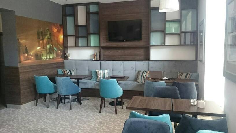 Imagen del bar/restaurante del Hotel Śr&oacute;dka. Foto 16