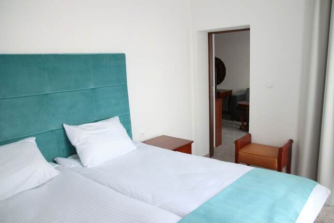 Imagen de la habitación del Hotel Śr&oacute;dka. Foto 25