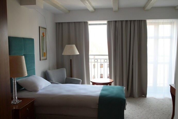 Imagen de la habitación del Hotel Śr&oacute;dka. Foto 32