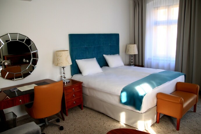 Imagen de la habitación del Hotel Śr&oacute;dka. Foto 33